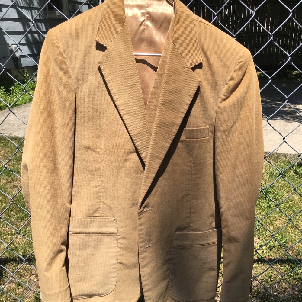 2 Piece mens Blazer and Vest Set.